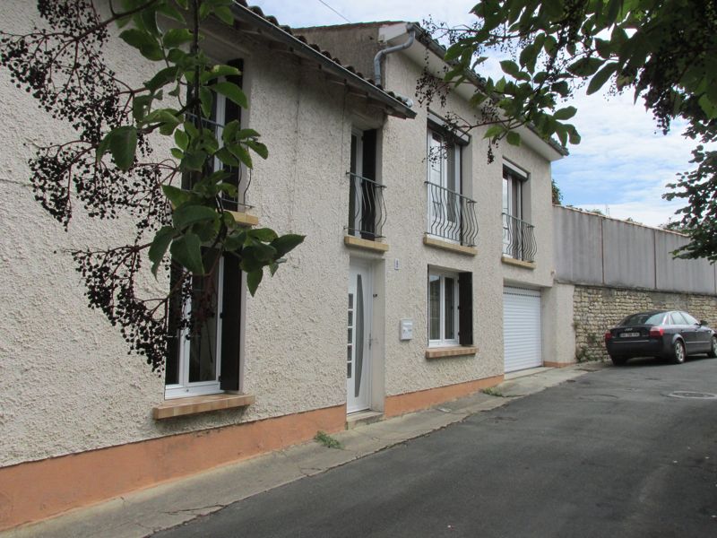 Grande maison avec piscine