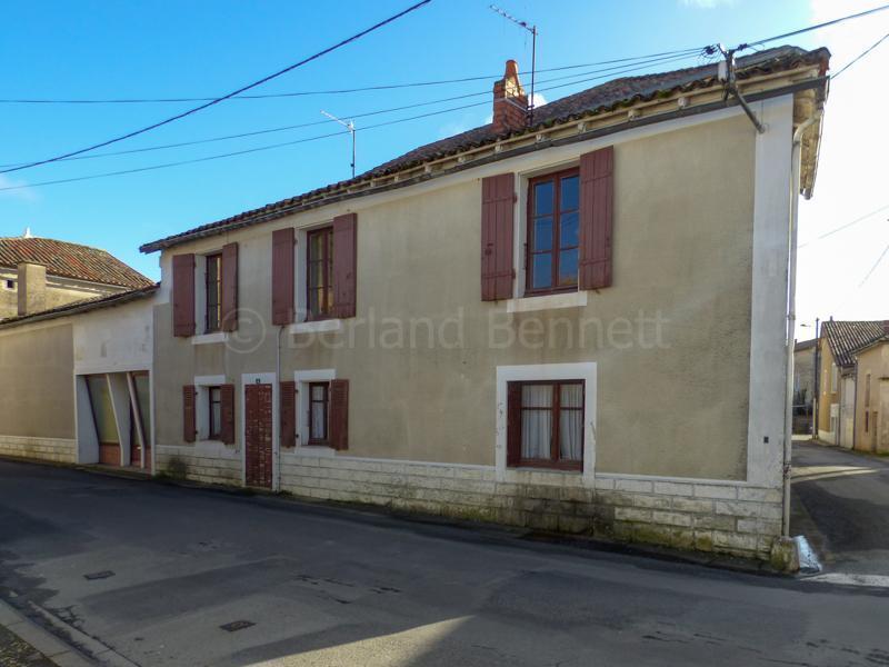 Maison de ville à rafraîchir