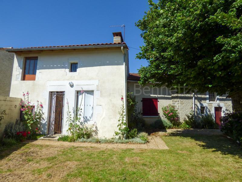 maison de village en pierres