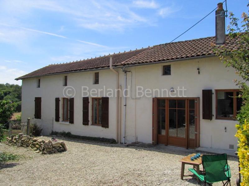Maison en pierres à finir de restaurer
