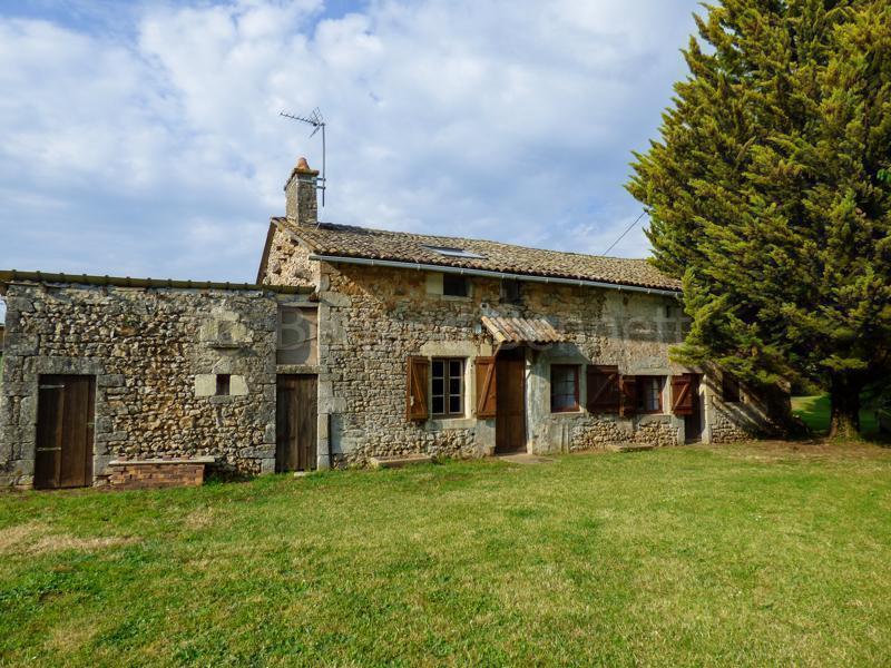 Maison en pierres à rénover