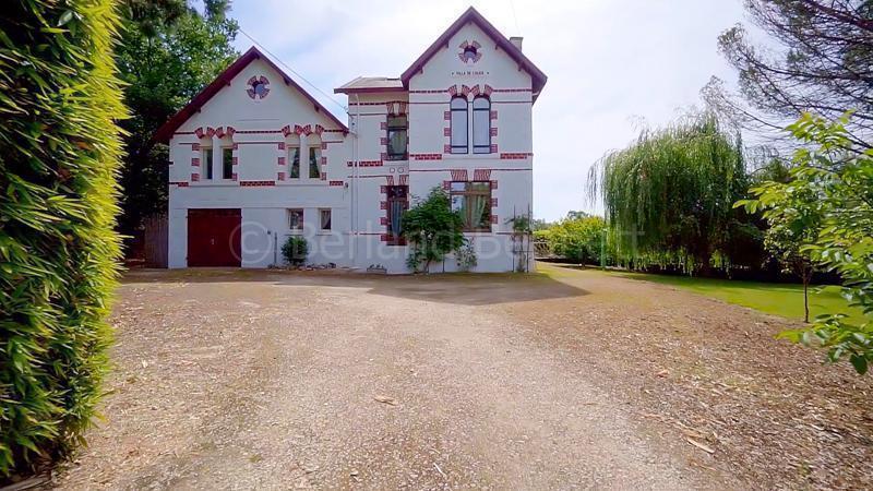 Très belle maison 5 chambres avec piscine et sauna