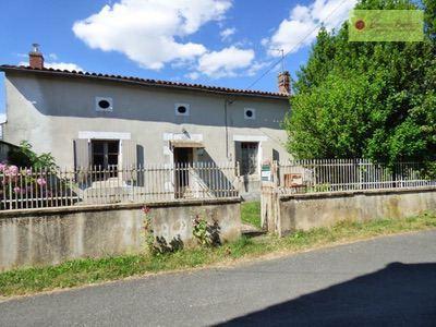 Maison en pierre à rénover