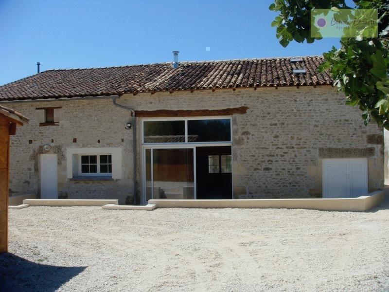 Maison en pierres entièrement rénovée