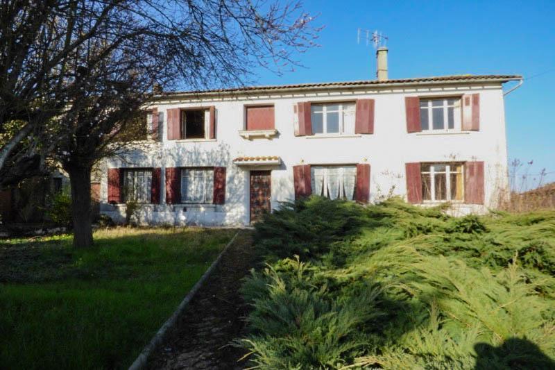 Ancien corps de ferme à rénover avec un 1ha55