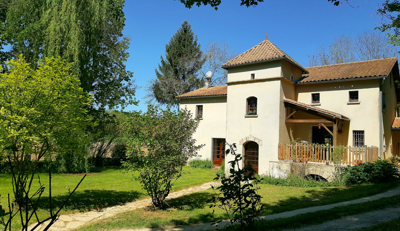 Ancien Moulin Dans Cadre Exceptionnel