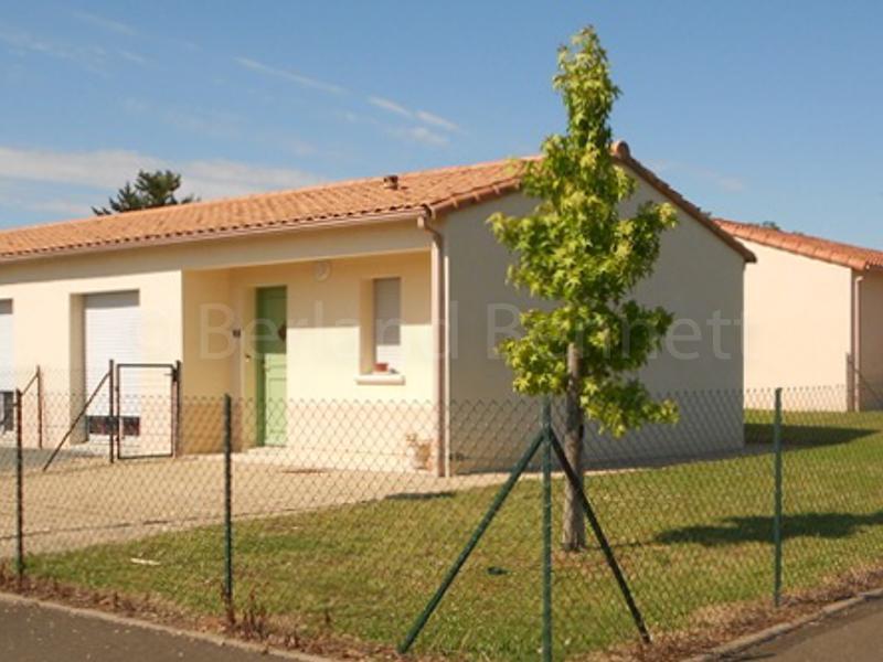 Pavillon plain pieds vendu loué