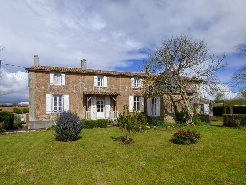 Belle maison de campagne en pierres