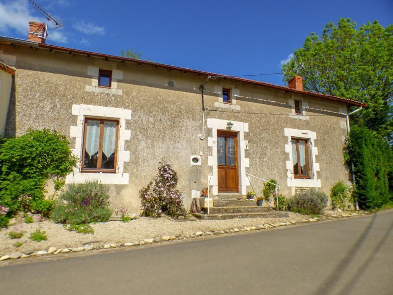 Maison en pierres de 3 chambres
