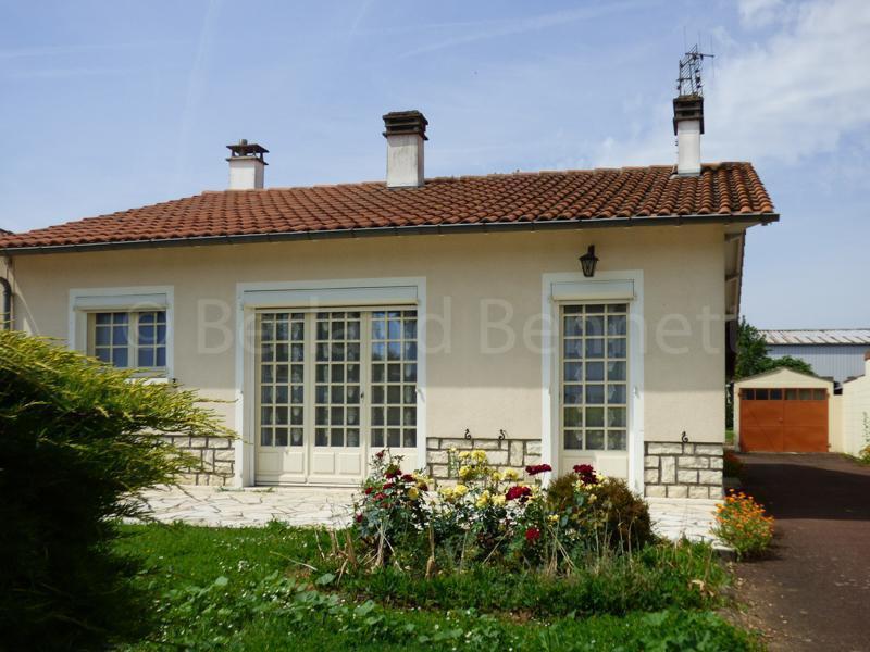 Maison plain pieds proche commerces