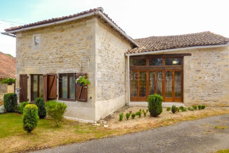 Maison en Pierres Rénovée