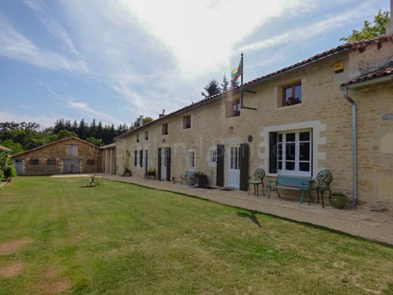 Fabulous Stone Farmhouse + established campsite