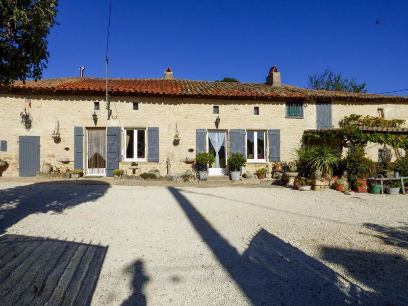 Maison de campagne en pierres