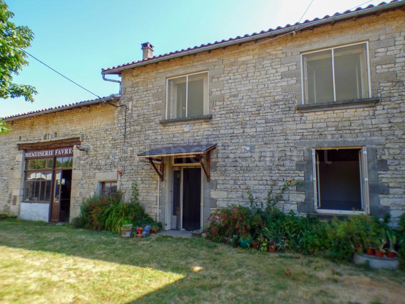Maison en pierres à rafraichir