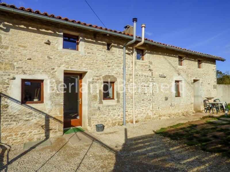Maison de village en pierres