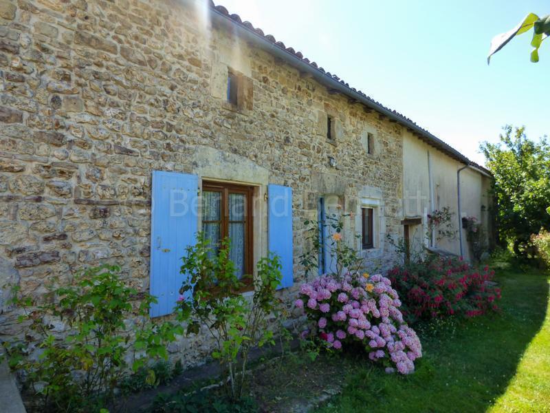 Maison en pierre à rénover