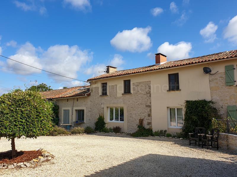Grange maison, gite et piscine