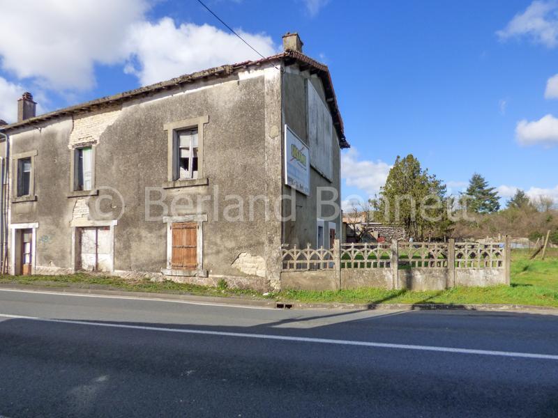 Maison en pierres à restaurer entièrement