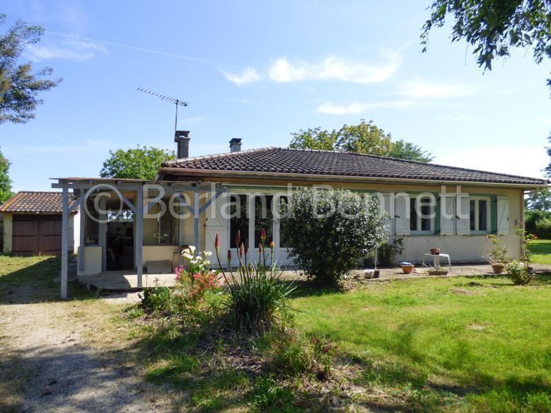 Pavillon plain pieds