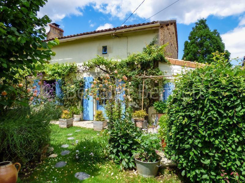 Belle maison en pierre