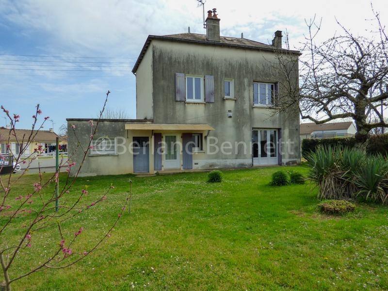Maison indépendante avec jardin dans quartier calme