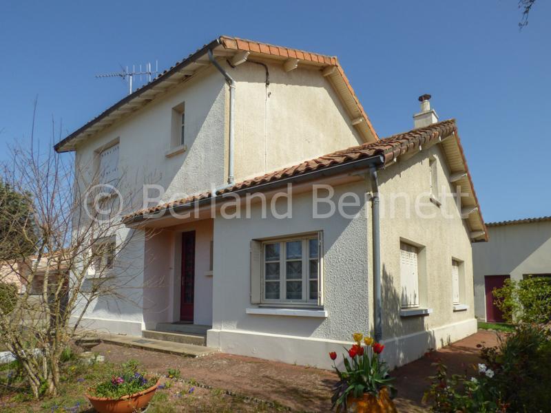 Maison d’habitation avec jardin