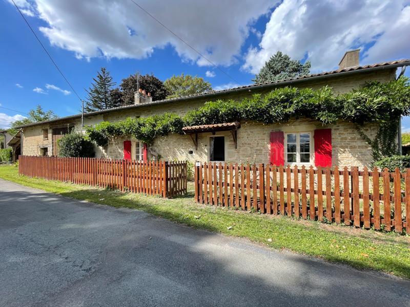 Belle maison en pierres avec studio + dépendances