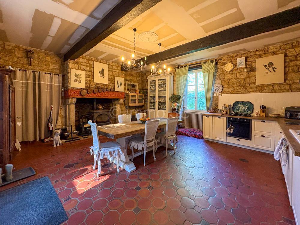 Belle maison de maître avec grand terrain