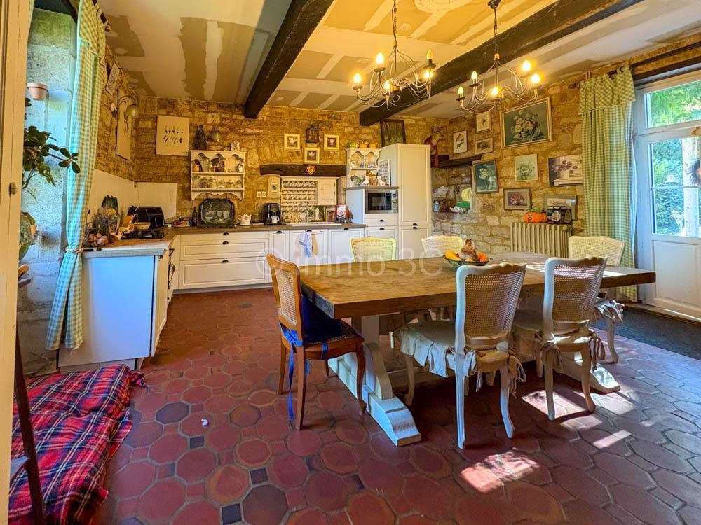 Belle maison de maître avec grand terrain