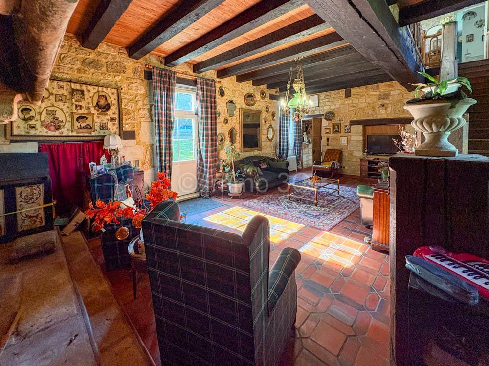 Belle maison de maître avec grand terrain