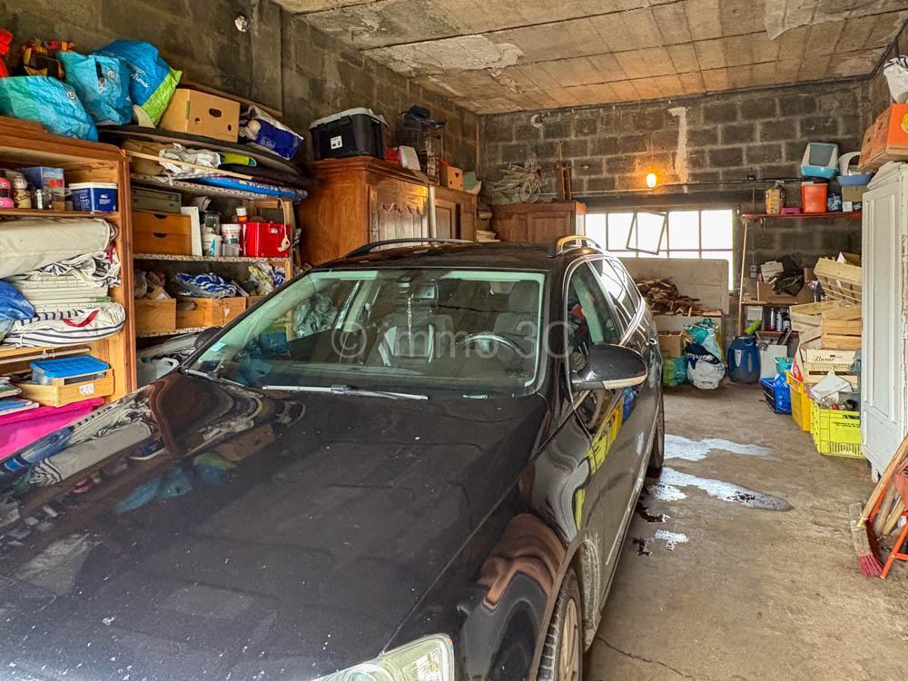 Belle maison bourgeoise avec garage et jardin